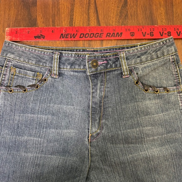 Sold - Picture 3 of 8